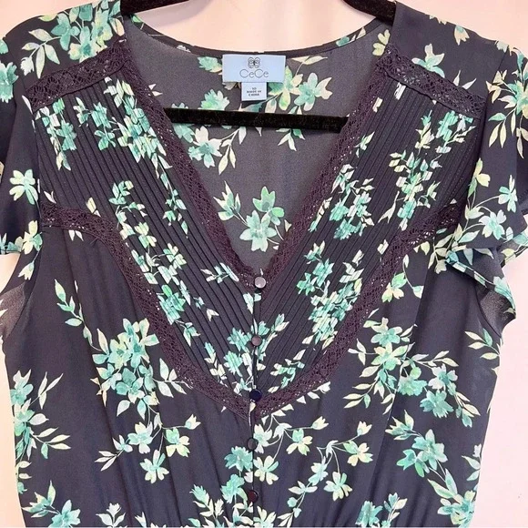 CeCe Breeze Boutique Navy Blue Floral Flutter Jumpsuit Romper Women’s Size 10 - Picture 6 of 15